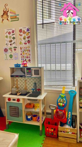 Photo of Daysi’s Home Daycare - South San Francisco, CA