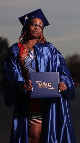 Photo of Tierra M. - Bunnlevel, NC