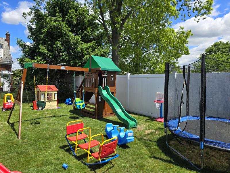 Photo of Little Rainbow Of Love Daycare LLC - Carteret, NJ