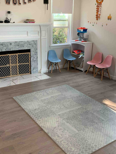 Photo of Wheels On The Bus Immersion Preschool Daycare