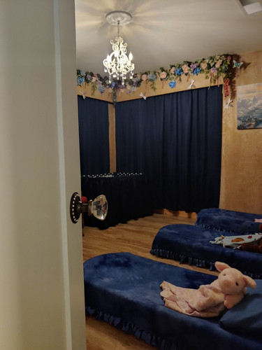 Photo of Dee's Busy Bee's - Lakewood, WA