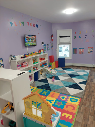 Photo of Vivan Los Niños LLC Daycare - Hempstead, NY