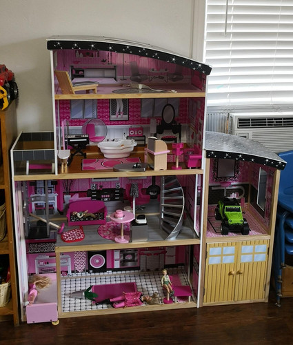 Photo of Cuarenta Adriana Family Daycare - Escondido, CA