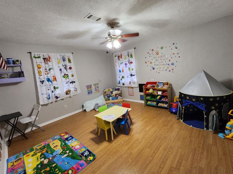 Photo of Clever Kiddos Child Development Center - Houston, TX