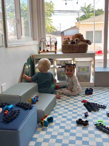 Photo of Darling Daisies Daycare - Longbeach, CA
