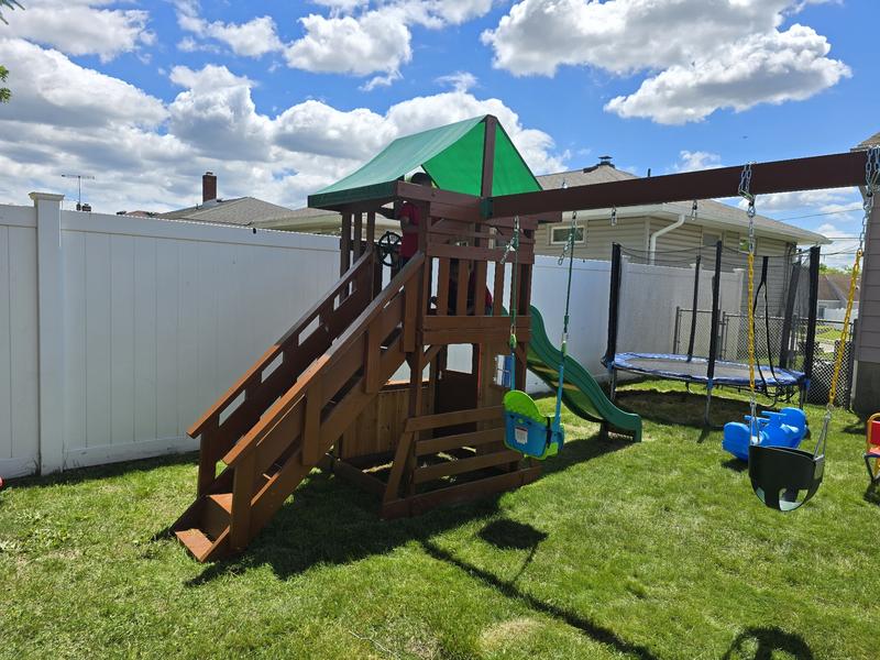 Photo of Little Rainbow Of Love Daycare LLC - Carteret, NJ