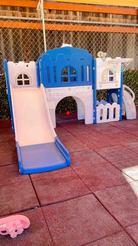 Photo of Cabrera-Cruz Family Child Care Daycare - Los Angeles, CA