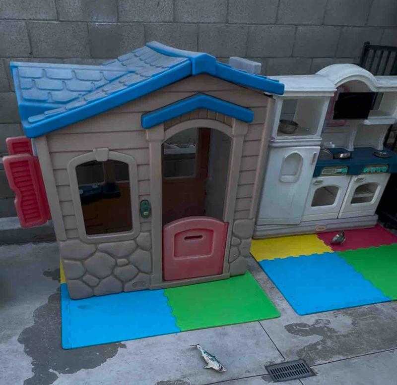 Photo of Learning Ladders Daycare - Carson, CA