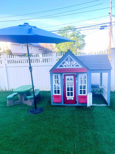 Photo of Bright Blossoms Daycare, LLC Daycare - Merrick, NY