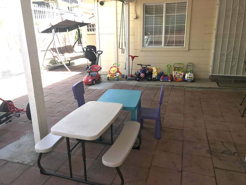 Photo of Karina's Daycare - Glendale, CA