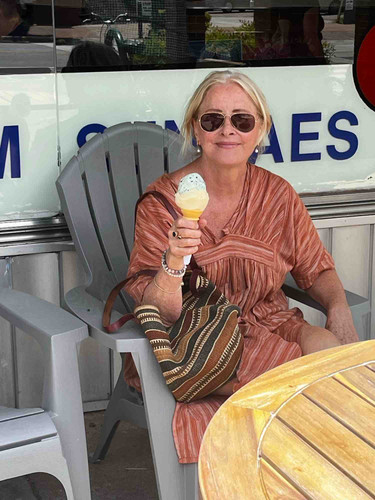 Photo of Helen H. - Los Angeles, CA