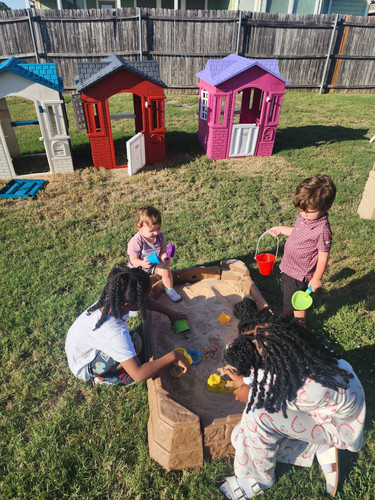 Photo of Nichole Duncan