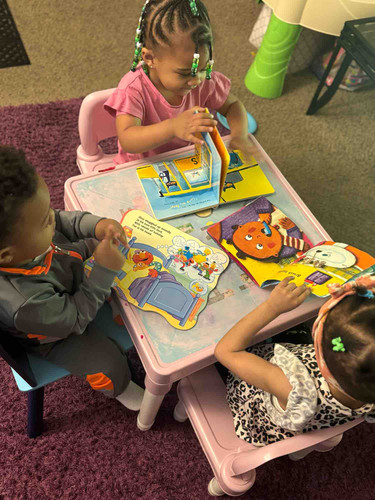 Photo of Mami Quel Childcare - Indianapolis, IN