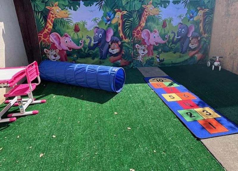 Photo of Madu&rsquo;s Friends