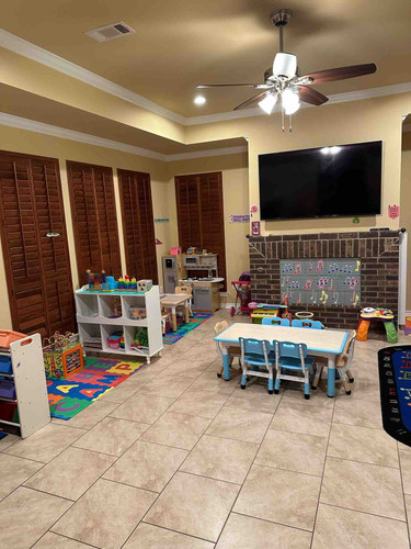 Photo of Carreon's Bilingual Learning Center - Austin, TX