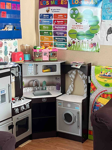 Photo of Happy Hands Daycare - Moss Beach, CA