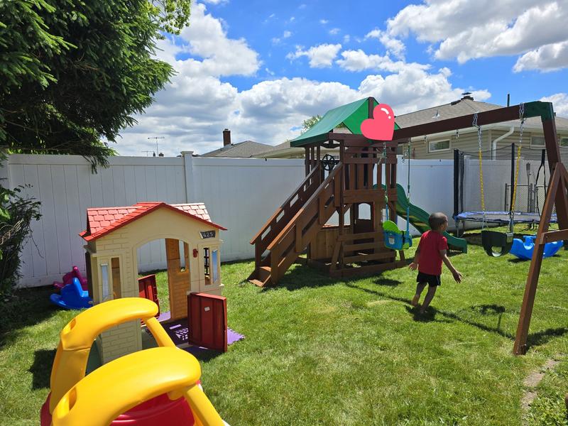 Photo of Little Rainbow Of Love Daycare LLC - Carteret, NJ