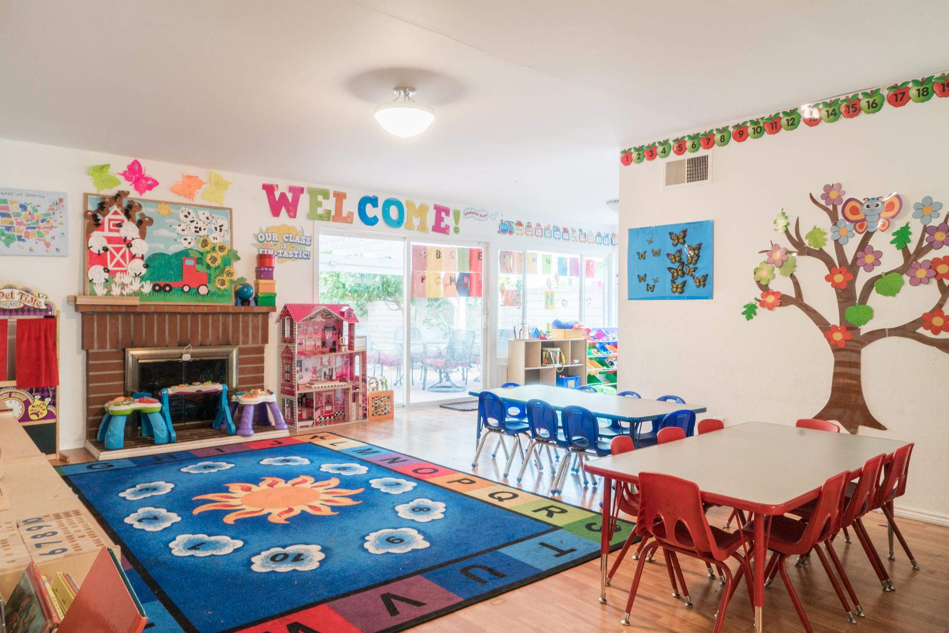 Montessori preschool store