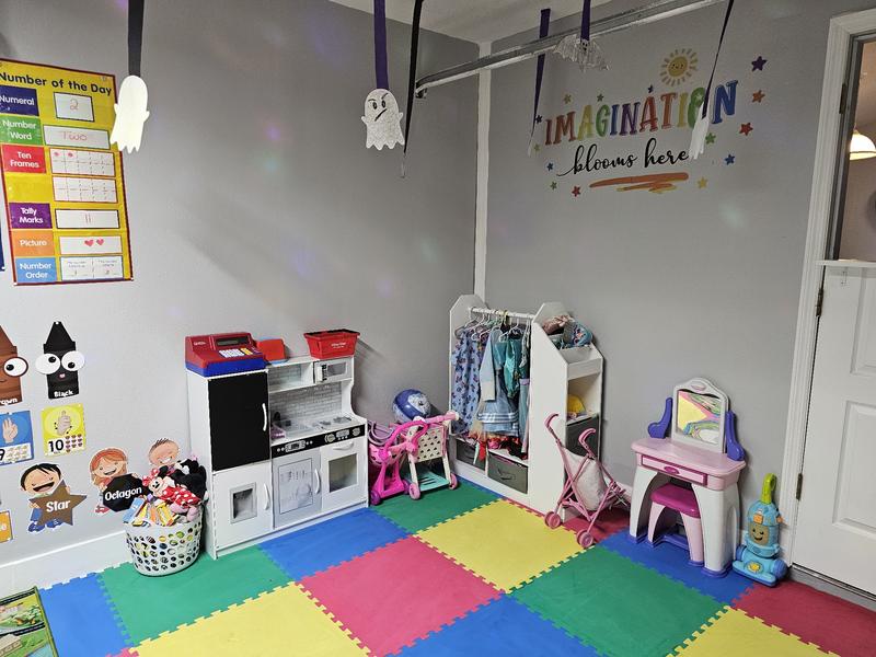 Photo of Hapee Home Daycare - Howey In Hls, FL