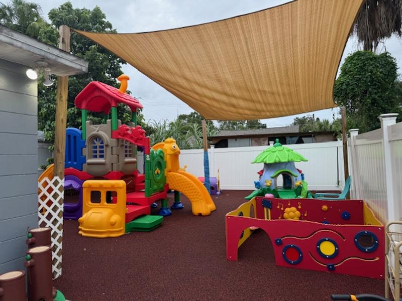 Photo of Neomis Family Home Child Care Corporation - Tampa, FL