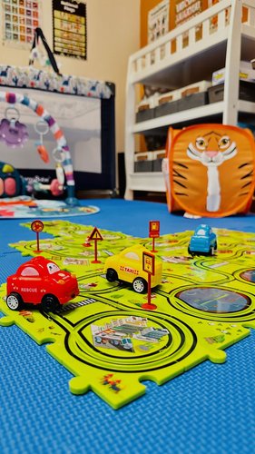 Photo of Little Genius Family Child Care Center - Northridge, CA