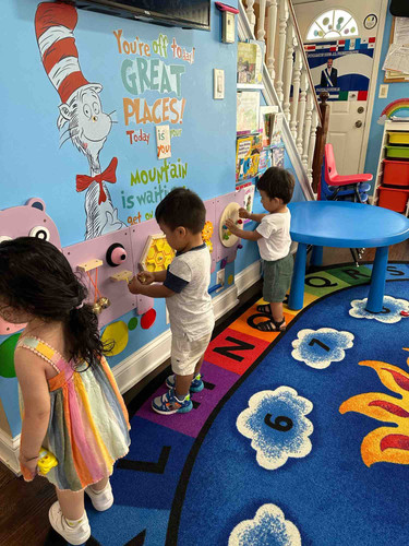 Photo of Zoe Loais Daycare - Uniondale, NY