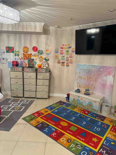 Photo of Smiling Stars Daycare - Sunland, CA