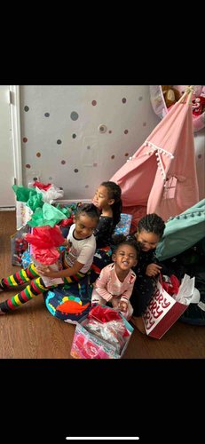 Photo of Dreamy Kids Daycare - Los Angeles, CA