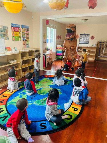 Photo of Evergreen Montessori Academy Daycare - Bellevue, WA
