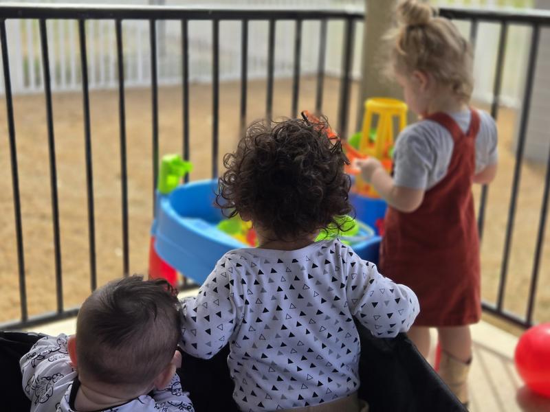 Photo of 5 Tiny Fingers