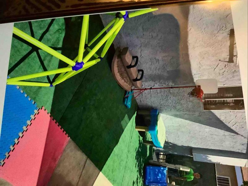 Photo of Brezzy's Daycare - Gardena, CA