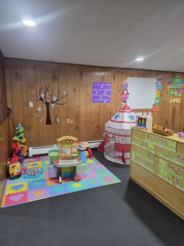Photo of LilaHomeDayCare - Carpentersvle, IL