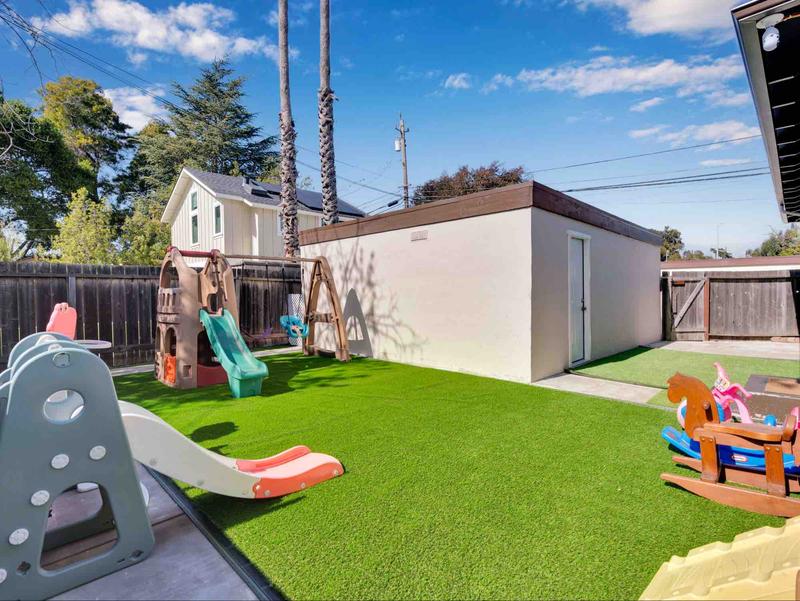 Photo of Little Scholars Bilingual Daycare - San Mateo, CA
