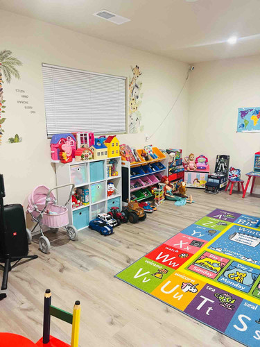 Photo of Angel Wings Child Care - North Hollywood, CA