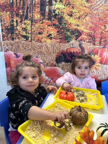 Photo of Em & Er Daycare - Chatsworth, CA