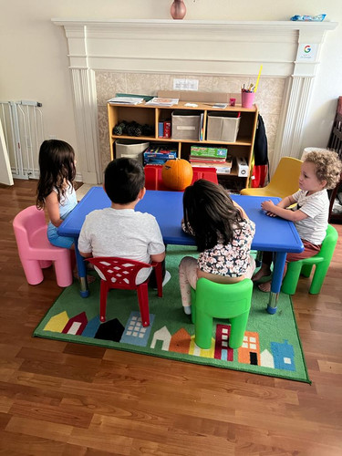 Photo of Daycare Caminos De Arcoiris Daycare - Beaverton, OR