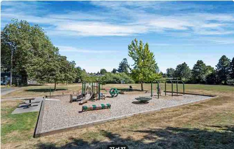 Photo of Lakeview Dragon Bilingual Preschool & Day Care - Kirkland, WA