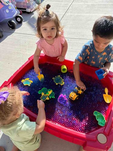 Photo of Em & Er Daycare - Chatsworth, CA