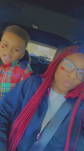 Photo of Destiny J. - Saint Louis, MO