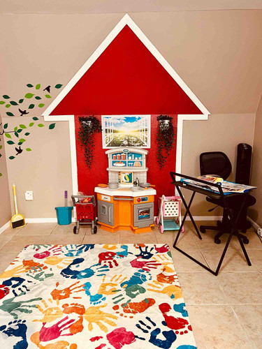 Photo of Little Lovebugs Daycare - Reseda, CA