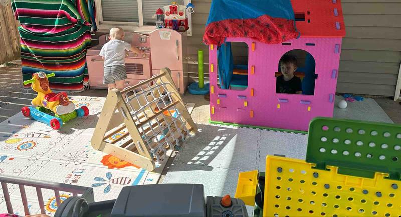 Photo of Arts & Smarts Daycare - Marysville, CA