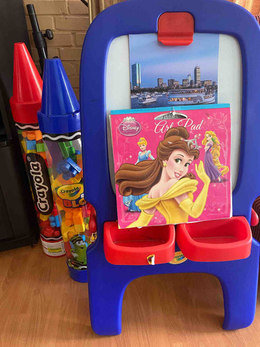 Photo of Alvarado Family Daycare - Valley Village, CA