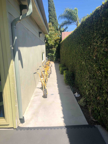 Photo of Happy Preschool Daycare - Los Angeles, CA