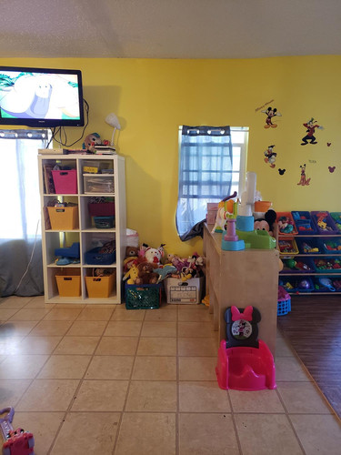 Photo of Huggy Bear Daycare - Los Angeles, CA