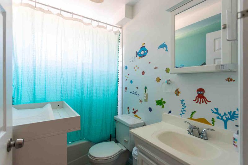 Photo of La Cabane Des Petits Daycare - Los Angeles, CA